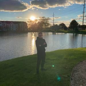 Meet your Posher, Ervis